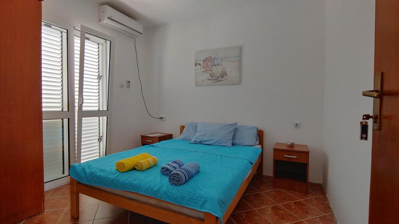 Matovic Apartments Dobra Voda Buitenkant foto
