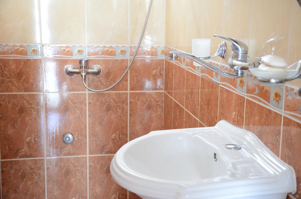 Matovic Apartments Dobra Voda Buitenkant foto