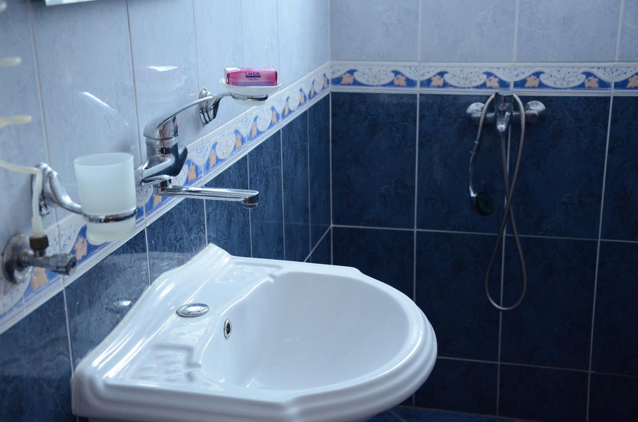 Matovic Apartments Dobra Voda Buitenkant foto