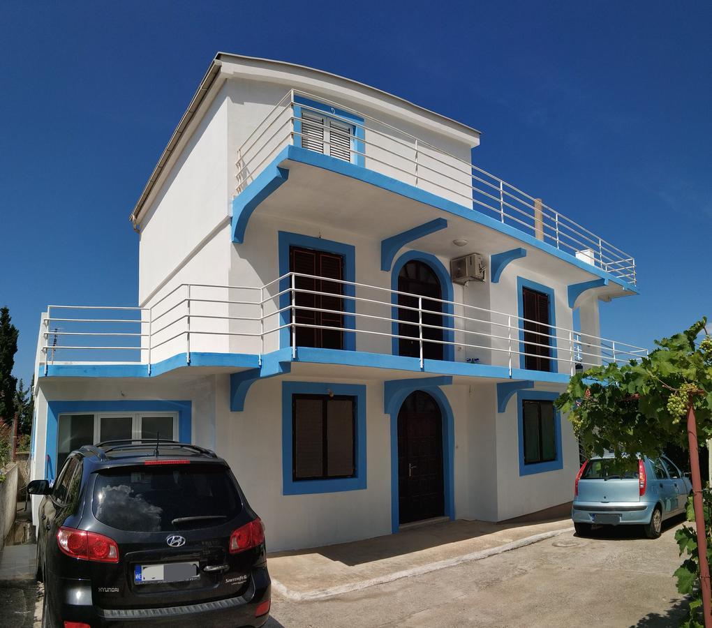 Matovic Apartments Dobra Voda Buitenkant foto
